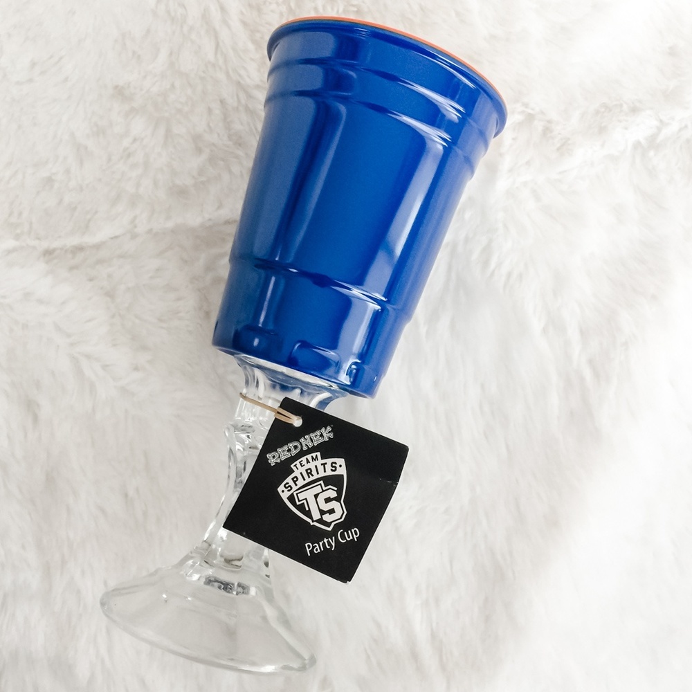 Carson Home Accents Rednek Team Spirits Party Cup